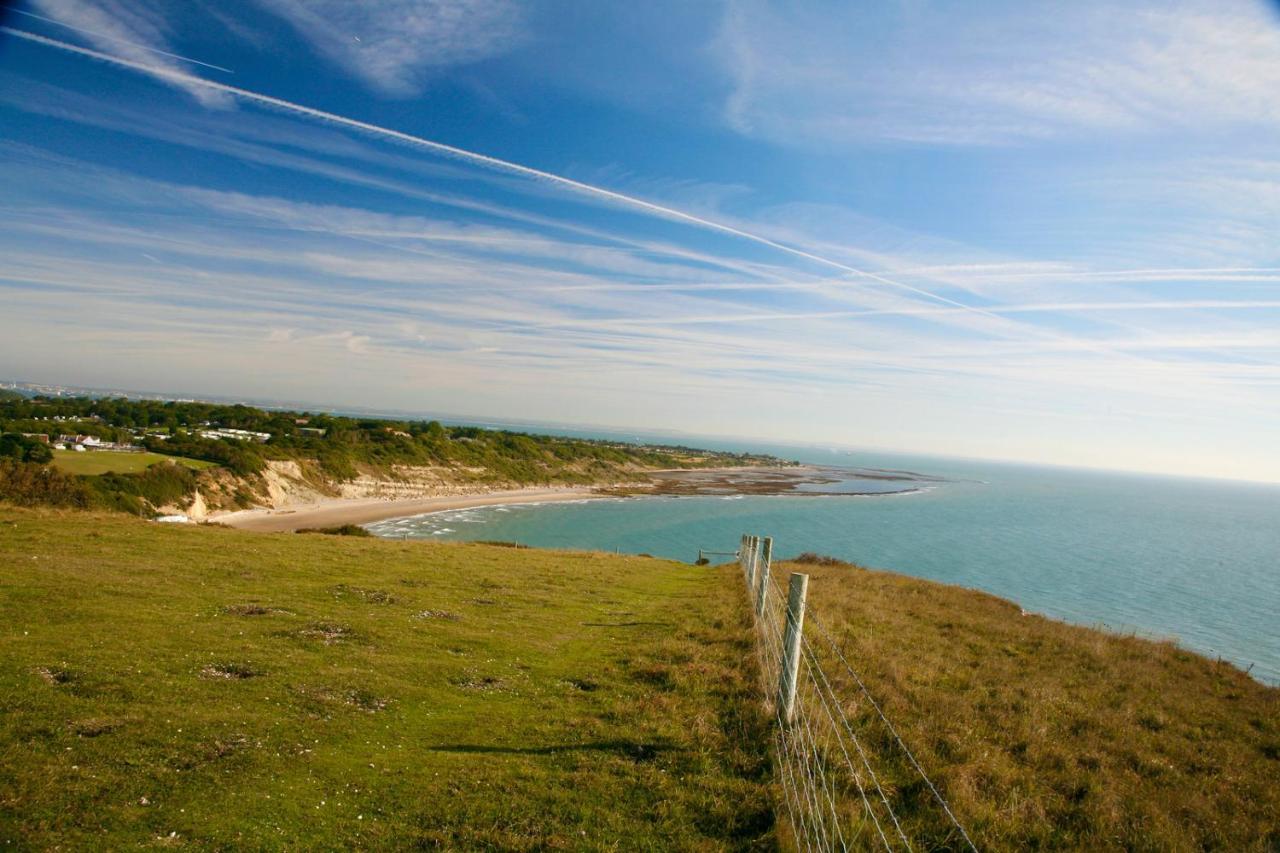 Hotel "Trinity" At Whitecliff Bay Isle Of Wight- Yarborough View 4 Bembridge Exterior foto